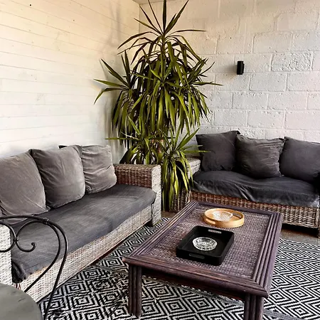 Le Quarante Cinq -4 * לאבאל