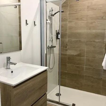 Le Quarante Cinq -4 Apartment