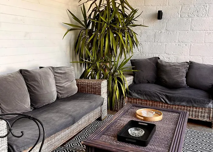 Le Quarante Cinq -4 * לאבאל